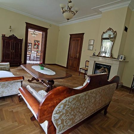 Dwor Bieland Bed & Breakfast แอลบลอง ภายนอก รูปภาพ